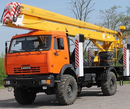 Аренда автовышки в Удомле и  Тверской области