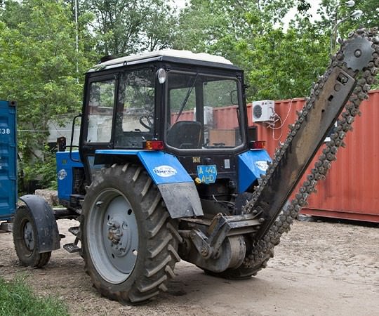Траншеекопатель в аренду в Удомле и  Тверской области